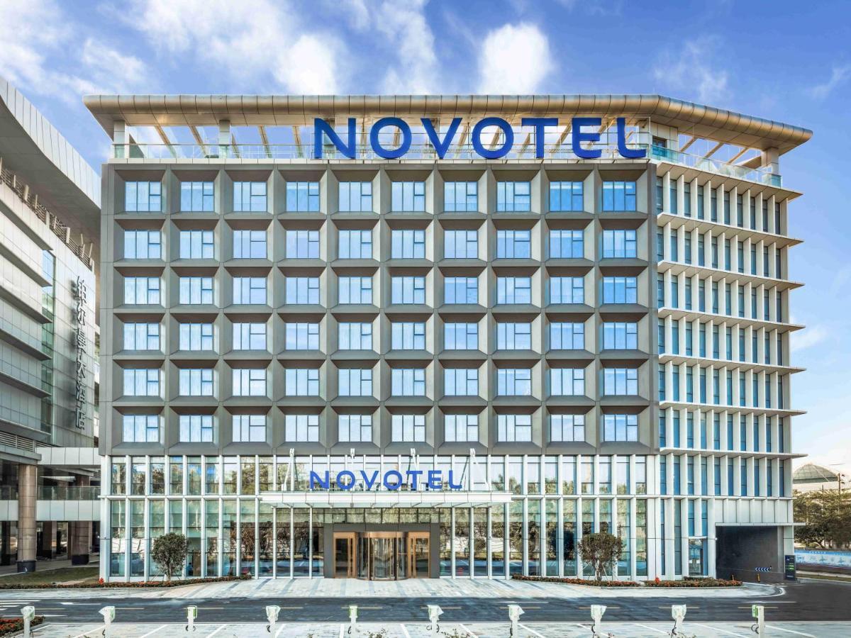 Novotel Guangzhou Baiyun Airport - Canton Fair Free Shuttle Bus & Official Registration Agency Exterior photo